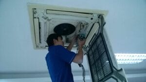 Vệ sinh bảo dưỡng điều hòa âm trần