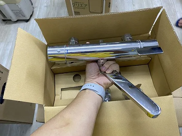 SEN TẮM TOTO TBV03404J